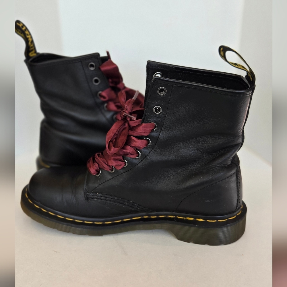 Dr. Martens Black Leather Combat Boots with Chunky Sole and Burgundy Laces - Picture 12 of 16